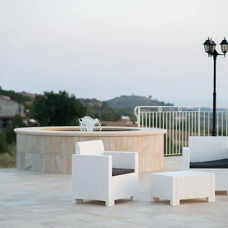 ファームステイ Marchesa Castelnuovo Cilento